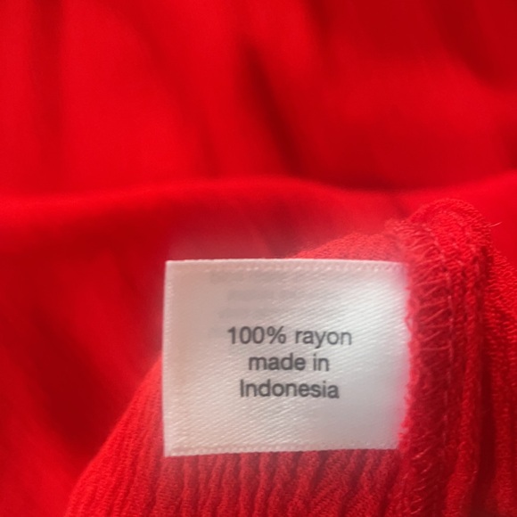 NWOT Lane Bryant halter neck crepe blouse. Bright red. Size 22. - Picture 5 of 6